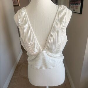 Elegant White Sleeveless Top